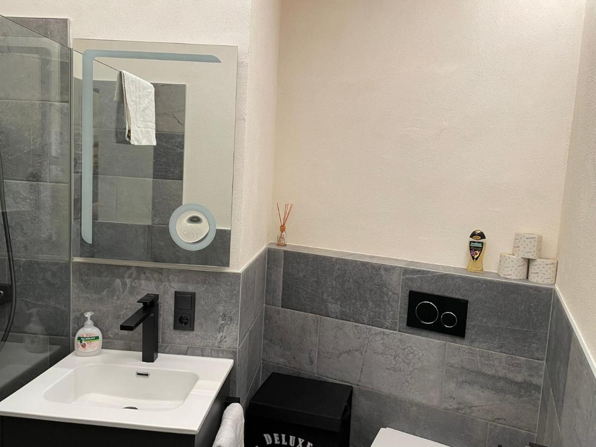 Flow Apartments Etschmann Merano Bagian luar foto